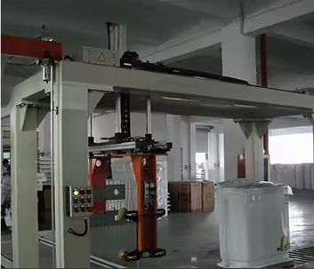 Holding and transfer machine